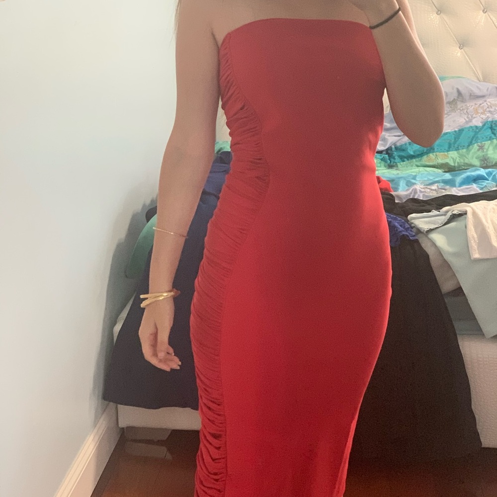 NWT Chiara Boni Red Strapless Dress